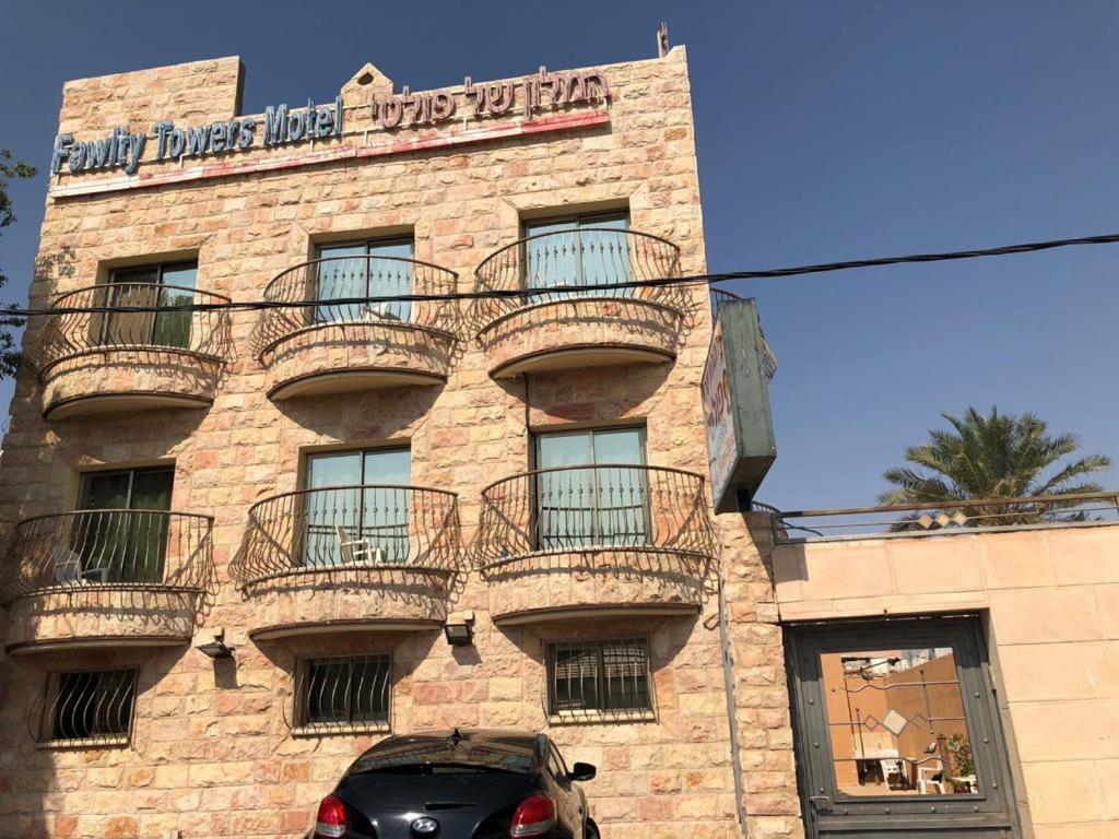 Faulty Towers Hotel Eilat Dış mekan fotoğraf